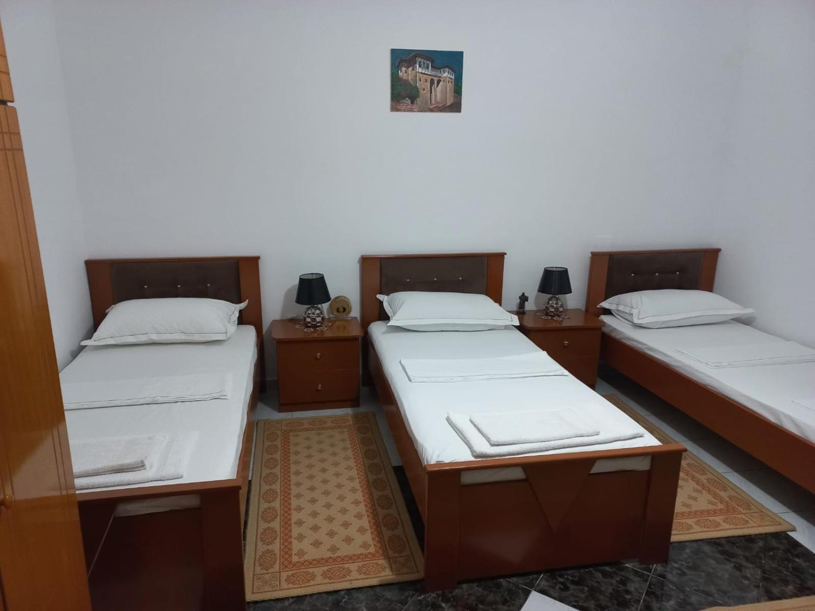 Guest House Bumbli بيرات الغرفة الصورة
